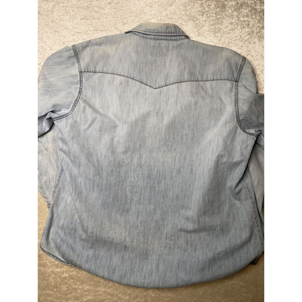 Wrangler Button Up - Picture 2 of 4